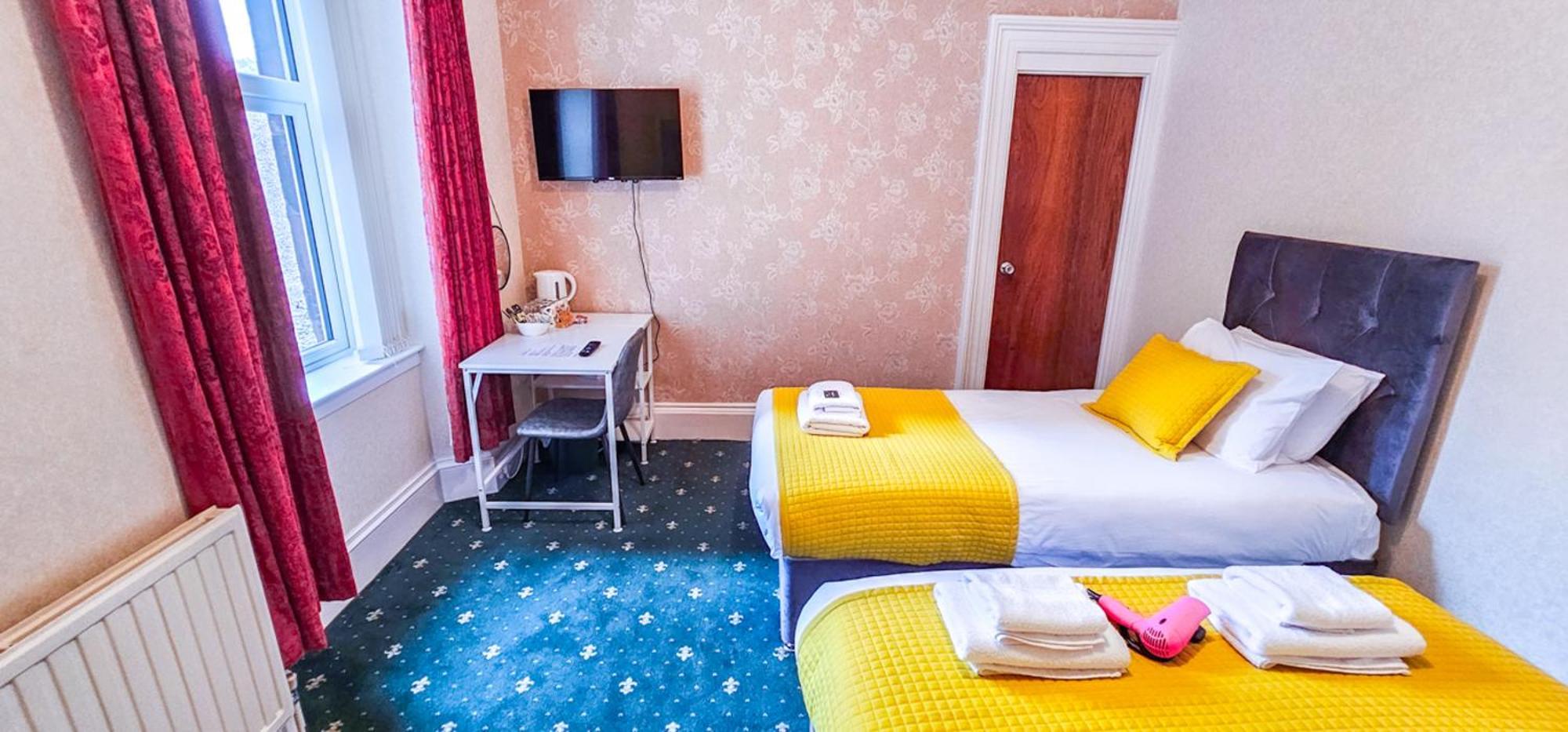 Mystayinn Abermar Guest House Inverness Buitenkant foto