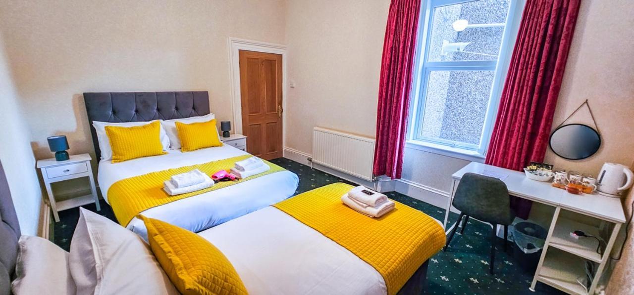 Mystayinn Abermar Guest House Inverness Buitenkant foto