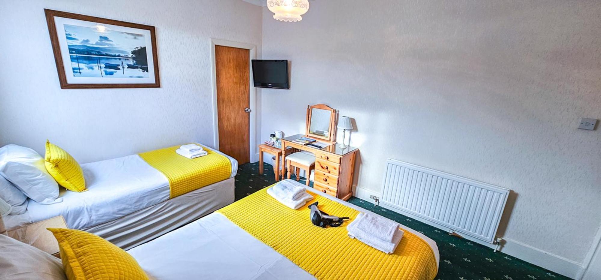 Mystayinn Abermar Guest House Inverness Buitenkant foto