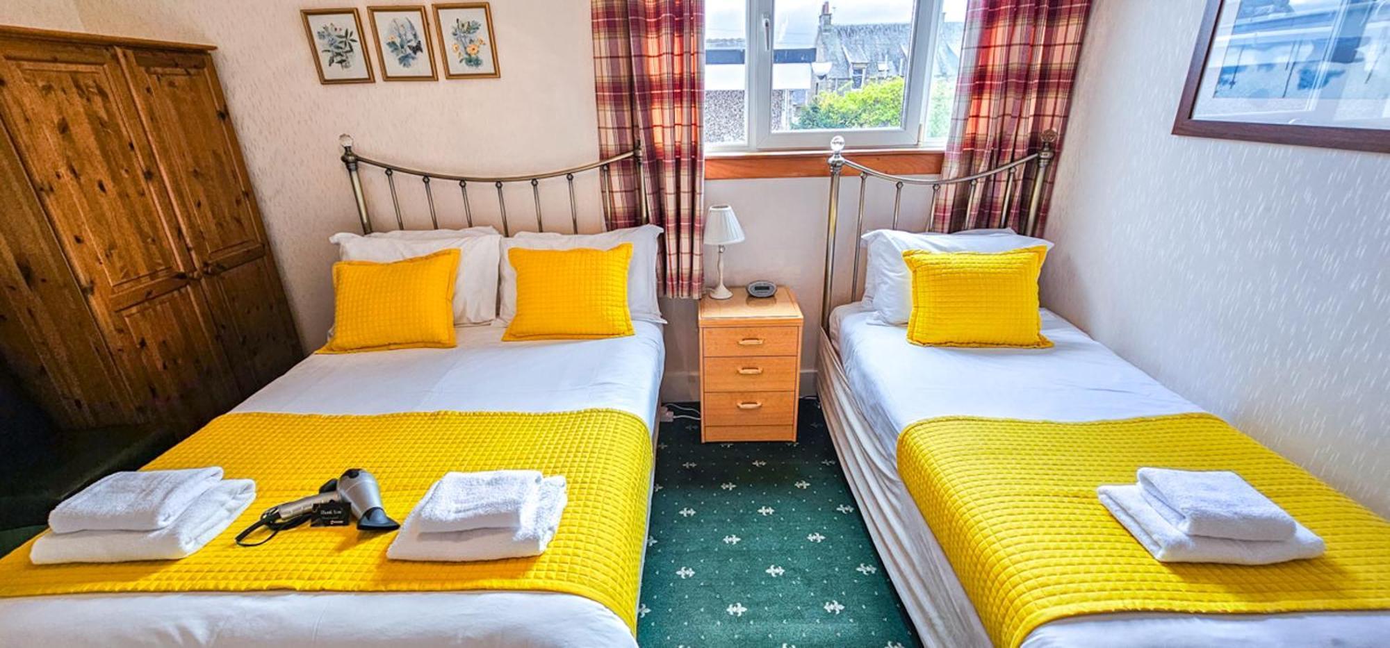 Mystayinn Abermar Guest House Inverness Buitenkant foto