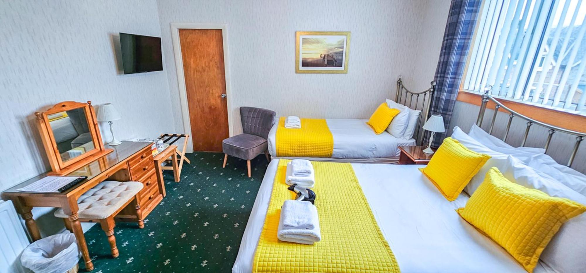 Mystayinn Abermar Guest House Inverness Buitenkant foto